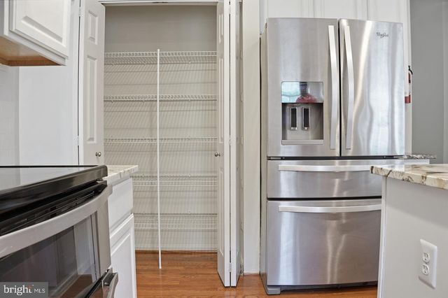 5704 ALLWOOD CT, Lanham, MD 20706