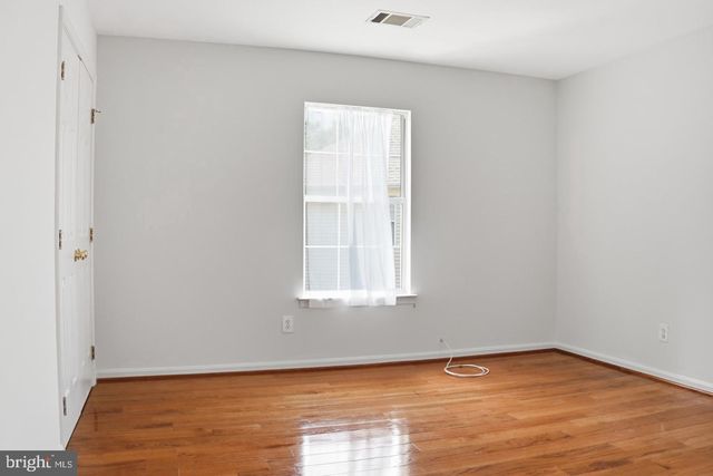 5704 ALLWOOD CT, Lanham, MD 20706