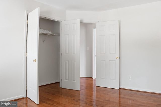 5704 ALLWOOD CT, Lanham, MD 20706