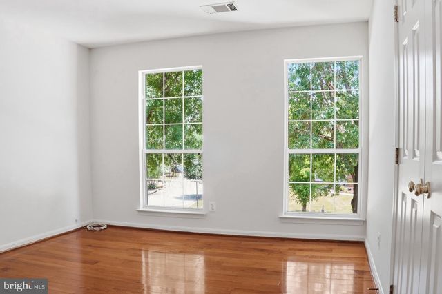 5704 ALLWOOD CT, Lanham, MD 20706