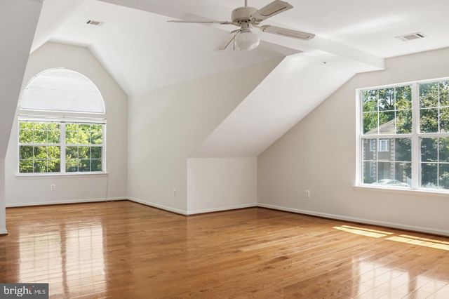 5704 ALLWOOD CT, Lanham, MD 20706