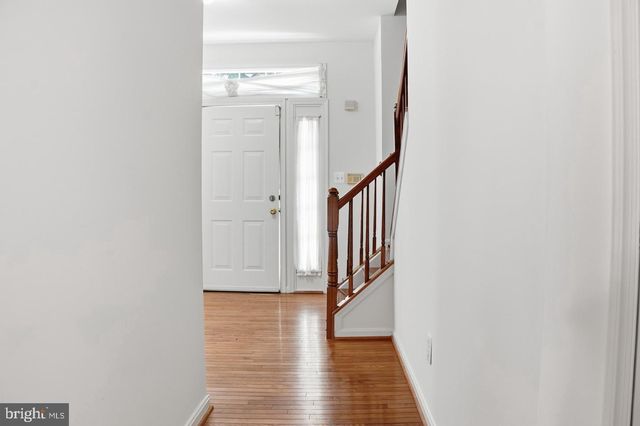 5704 ALLWOOD CT, Lanham, MD 20706