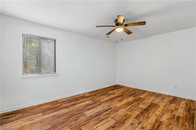 116 Cloister Oaks Circle, Winston-salem, NC 27127