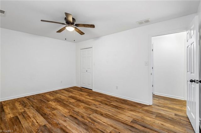 116 Cloister Oaks Circle, Winston-salem, NC 27127