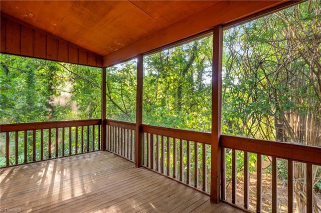 116 Cloister Oaks Circle, Winston-salem, NC 27127