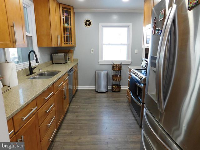 6421 INWOOD DR, Springfield, VA 22150