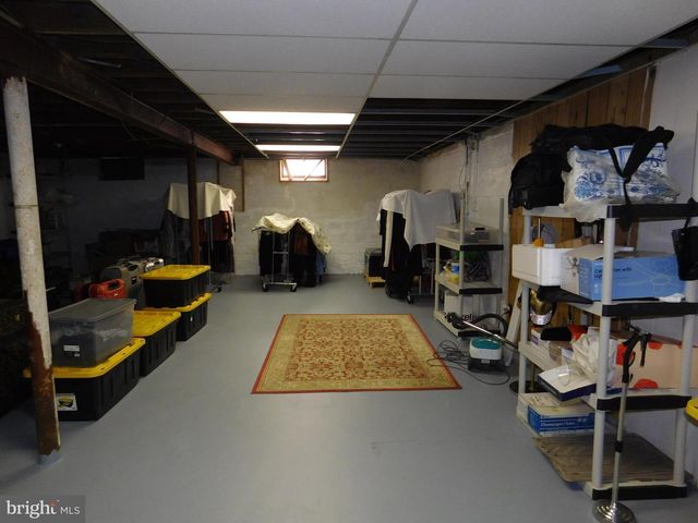 6421 INWOOD DR, Springfield, VA 22150