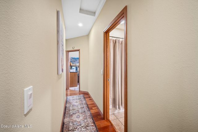 5247 W Broken Tee RD, Rathdrum, ID 83858