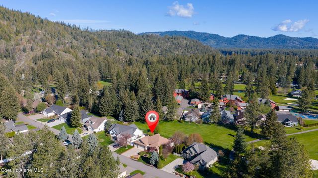 5247 W Broken Tee RD, Rathdrum, ID 83858
