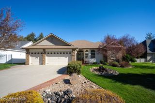 5247 W Broken Tee RD, Rathdrum, ID 83858