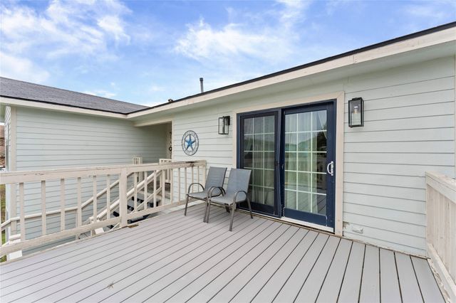 1901 Bayou Homes Drive, Galveston, TX 77551