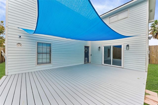 1901 Bayou Homes Drive, Galveston, TX 77551