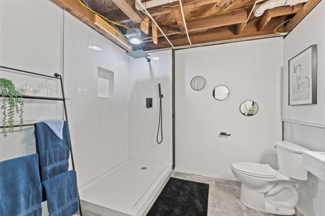 1901 Bayou Homes Drive, Galveston, TX 77551