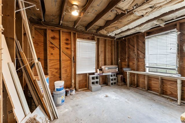 1901 Bayou Homes Drive, Galveston, TX 77551