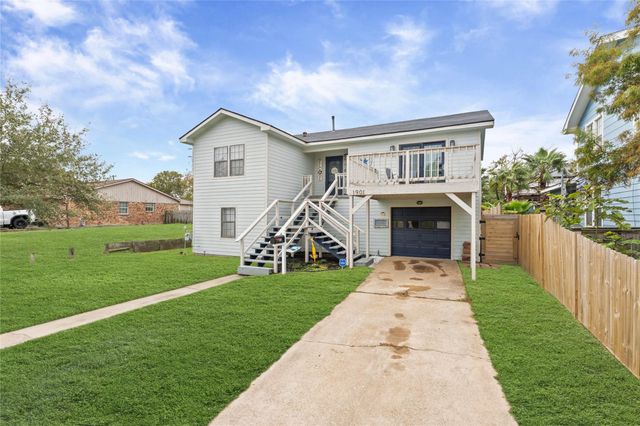 1901 Bayou Homes Drive, Galveston, TX 77551