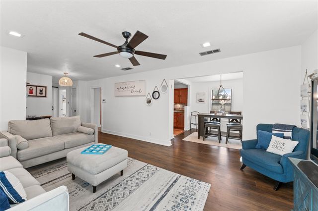 1901 Bayou Homes Drive, Galveston, TX 77551