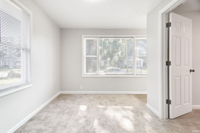 613 S 36th Street, South Bend, IN 46615