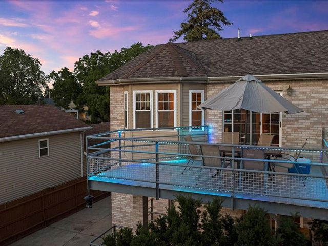 4820 S Lotus Avenue, Chicago, IL 60638