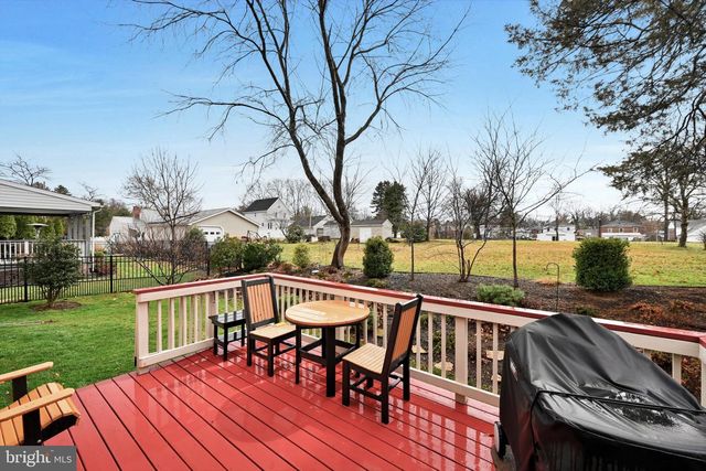 107 HILLTOP CT, Camp Hill, PA 17011