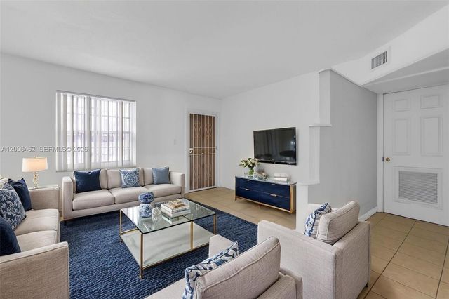 13630 NW 5th Ave, North Miami, FL 33168