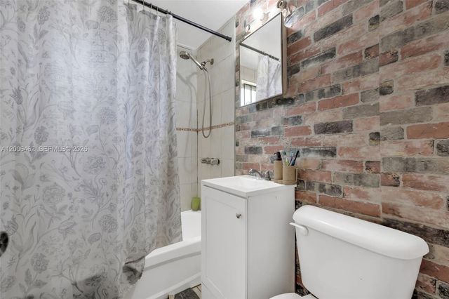 13630 NW 5th Ave, North Miami, FL 33168