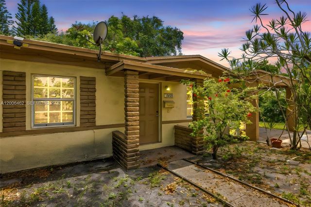 13630 NW 5th Ave, North Miami, FL 33168