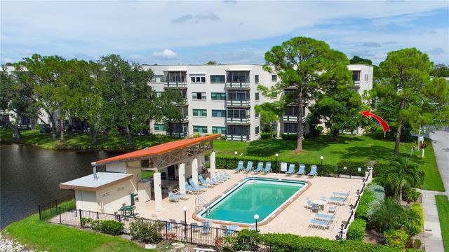 6080 80TH STREET N 201, St Petersburg, FL 33709