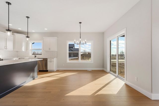 713 Wheatley Drive, Mahomet, IL 61853