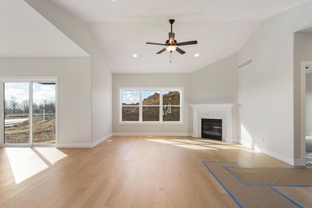 713 Wheatley Drive, Mahomet, IL 61853