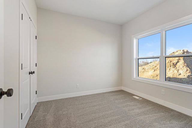 713 Wheatley Drive, Mahomet, IL 61853