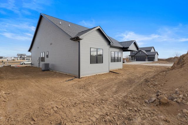 713 Wheatley Drive, Mahomet, IL 61853