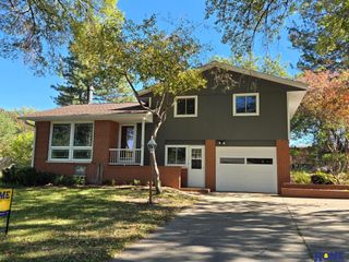1830 E Bermuda Drive, Lincoln, NE 68506