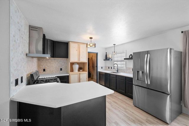 645 Clubhouse Road, Curtice, OH 43412