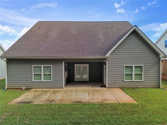 200 Richmond Drive, Statham, GA 30666