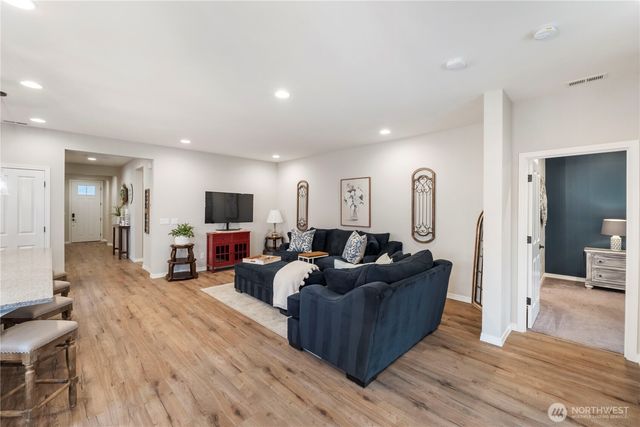 18102 151st St E, Bonney Lake, WA 98391