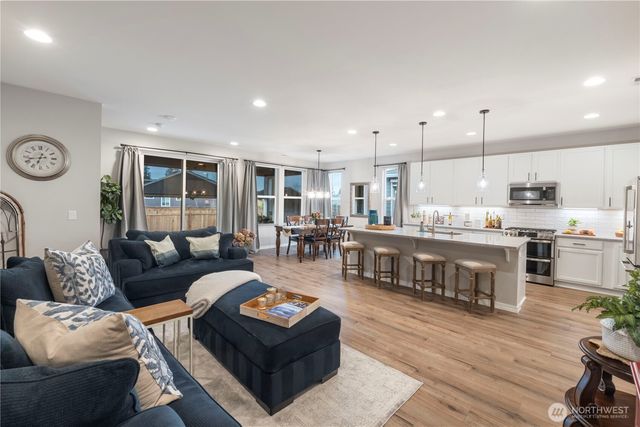 18102 151st St E, Bonney Lake, WA 98391