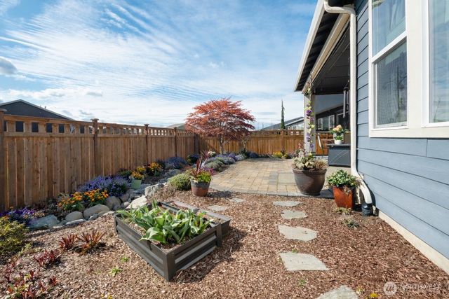 18102 151st St E, Bonney Lake, WA 98391