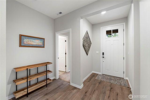 18102 151st St E, Bonney Lake, WA 98391