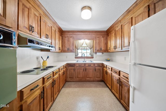 106 Oak Drive, Louisburg, NC 27549