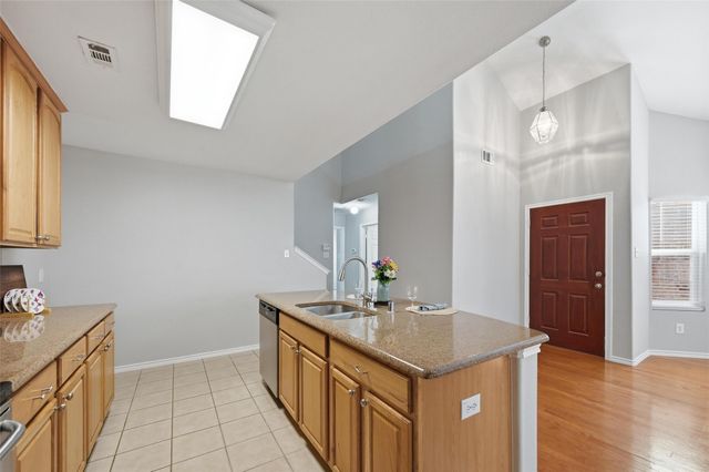 9842 Wake Bridge Drive, Frisco, TX 75035