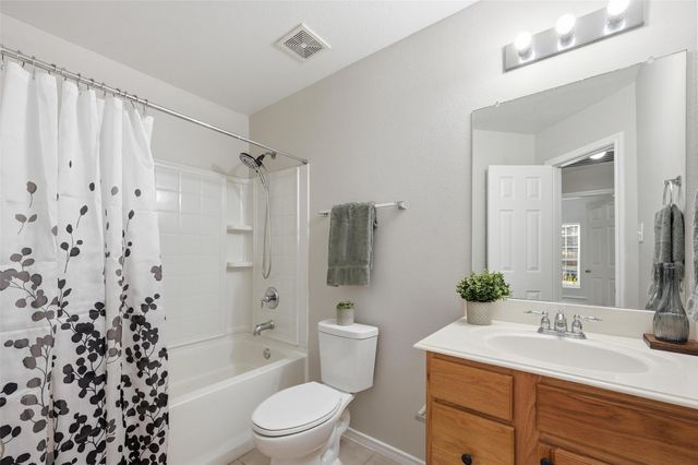 9842 Wake Bridge Drive, Frisco, TX 75035