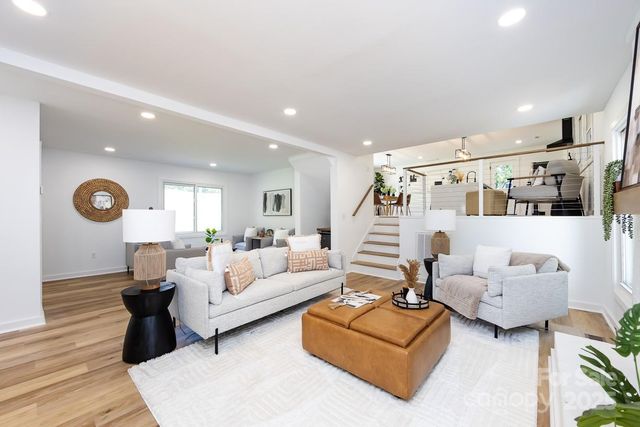301 Dollar Circle, Charlotte, NC 28270
