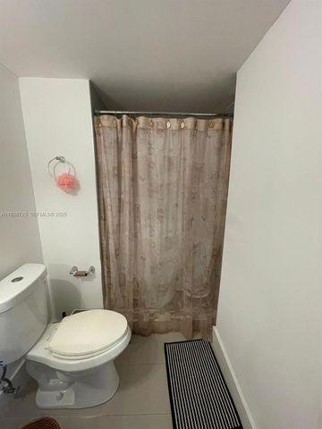 439 Lakeview Dr 106, Weston, FL 33326