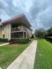 439 Lakeview Dr 106, Weston, FL 33326