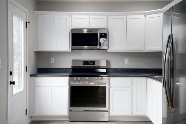 99 Sugar Lane, Crane, MO 65633