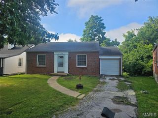 7354 Trenton Avenue, St Louis, MO 63130