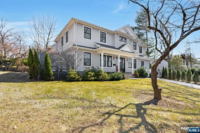 1363 Somerset Road, Teaneck, NJ 07666