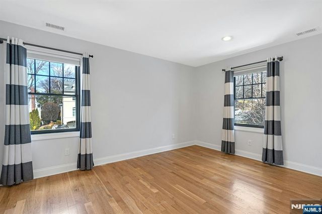 1363 Somerset Road, Teaneck, NJ 07666