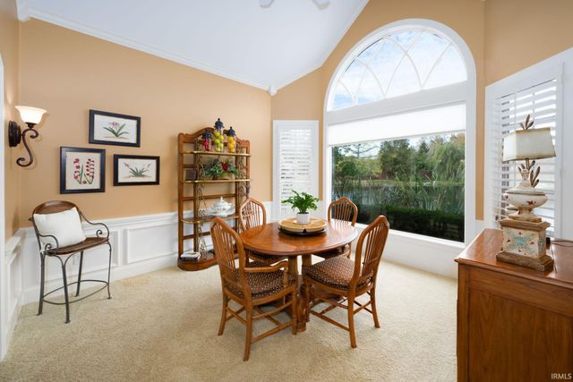 2820 Little River Run, Fort Wayne, IN 46804