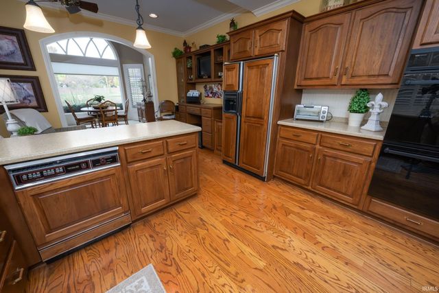 2820 Little River Run, Fort Wayne, IN 46804